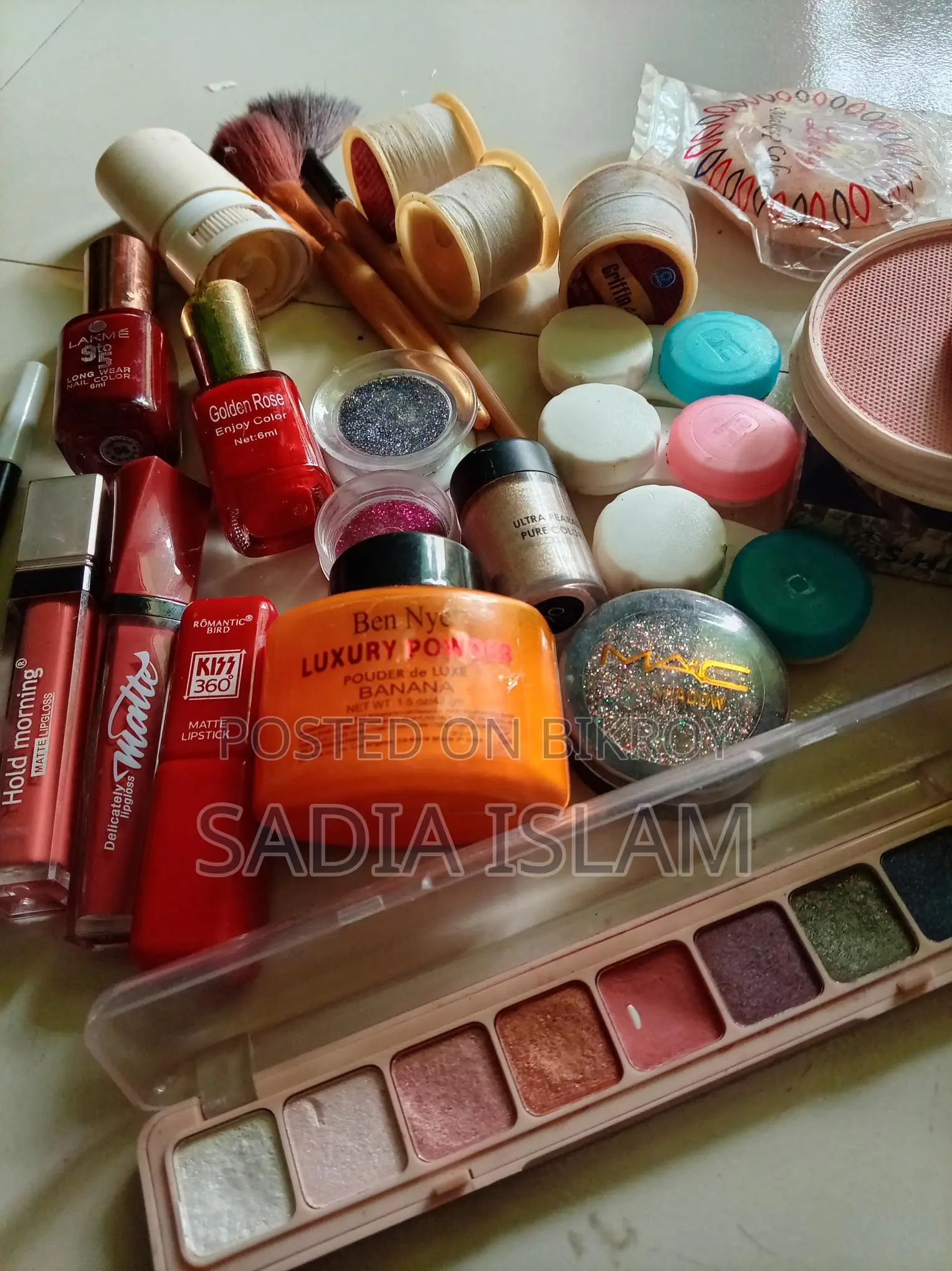 Used/unused Make-up Item