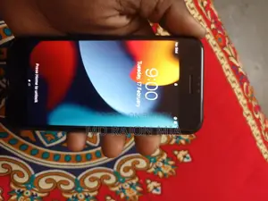 Apple iPhone 7 32gb (Used)