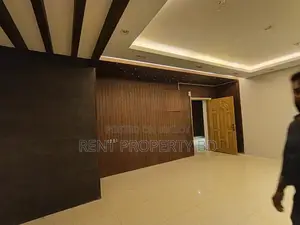 গুলশান-২ এ ২৪০০ বর্গফুটের অফিস ভাড়া
