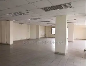 গুলশান এভিনিউতে ৫০০০ বর্গফুটের চমৎকার অফিস স্পেস ভাড়া