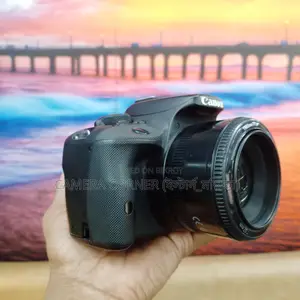 Canon 100D &yn50mm f1.8 lens