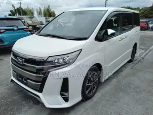 Toyota Noah SI WXB NON HYBRID 2021