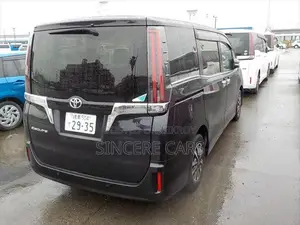 Toyota Esquire GI NON HYB 4.5 POINT 2021