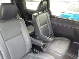 Toyota Esquire GI NON HYB 4.5 POINT 2021