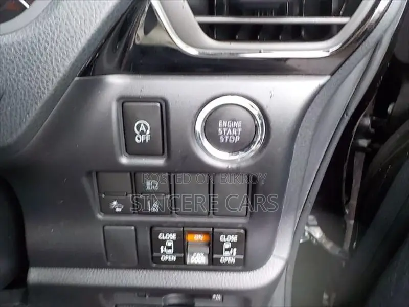 Toyota Esquire GI NON HYB 4.5 POINT 2021