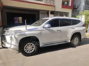 মিতসুবিশি পাজেরো স্পোর্ট ৭ সিট সানরুফ ২০১৯