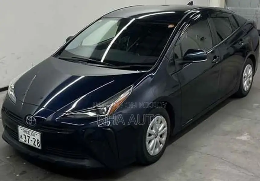Toyota Prius S PKG HYBRID 2021