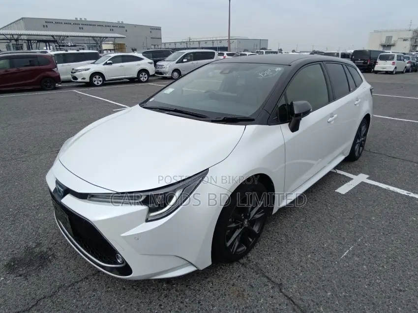 Toyota Corolla Touring WxB 2021