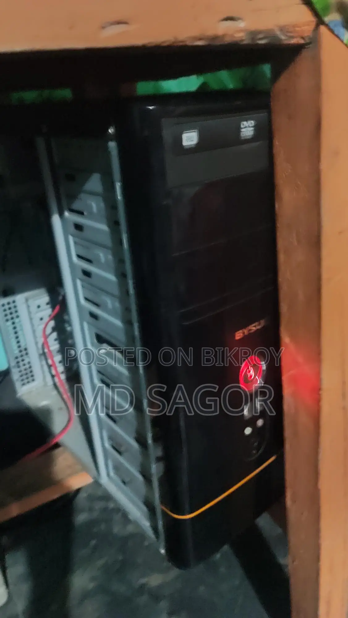 ভালো কন্ডিশনের ডেস্কটপ