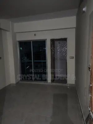 A completely new ready flat in building is for sale on Kazibari.