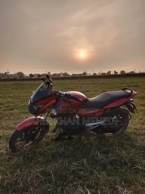 Bajaj Pulsar 150 (2012)