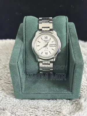 ক্রোনোগ্রাফ ঘড়ি বিক্রয় হবে