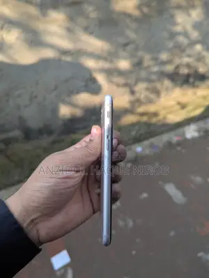 Apple iPhone 6S (ব্যবহৃত)