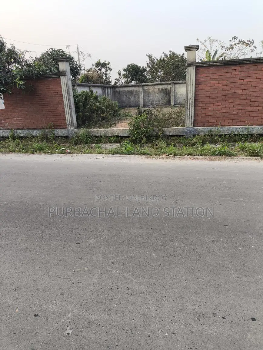 Near moyjuddin square south face 5katha plot sale in sector:15,Purbachal