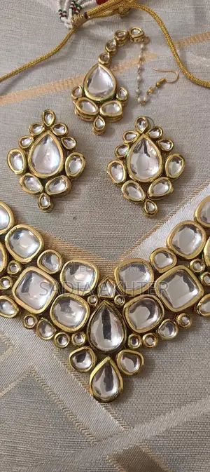 কুন্দনের গলার সেট ( মিনাকারি করা )