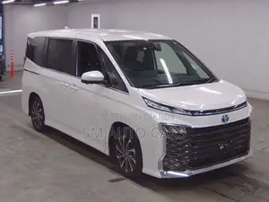 Toyota Voxy Hybrid SZ Pearl New 2022