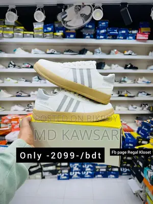 Sneakers Sell