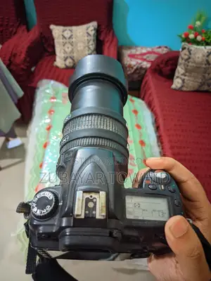 Nikon D90 DSLR Camera