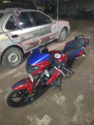 TVS APACHE RTR 150 2015