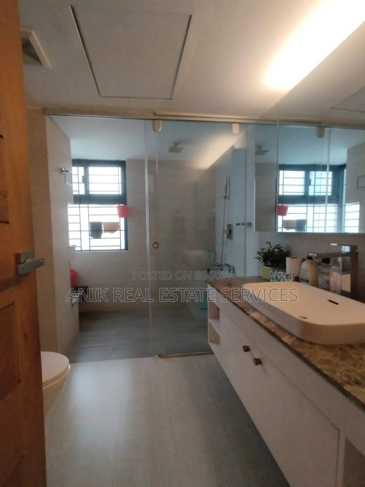 Luxurious 3 Bedroom Full Farnised Flat Rent At Baridhara