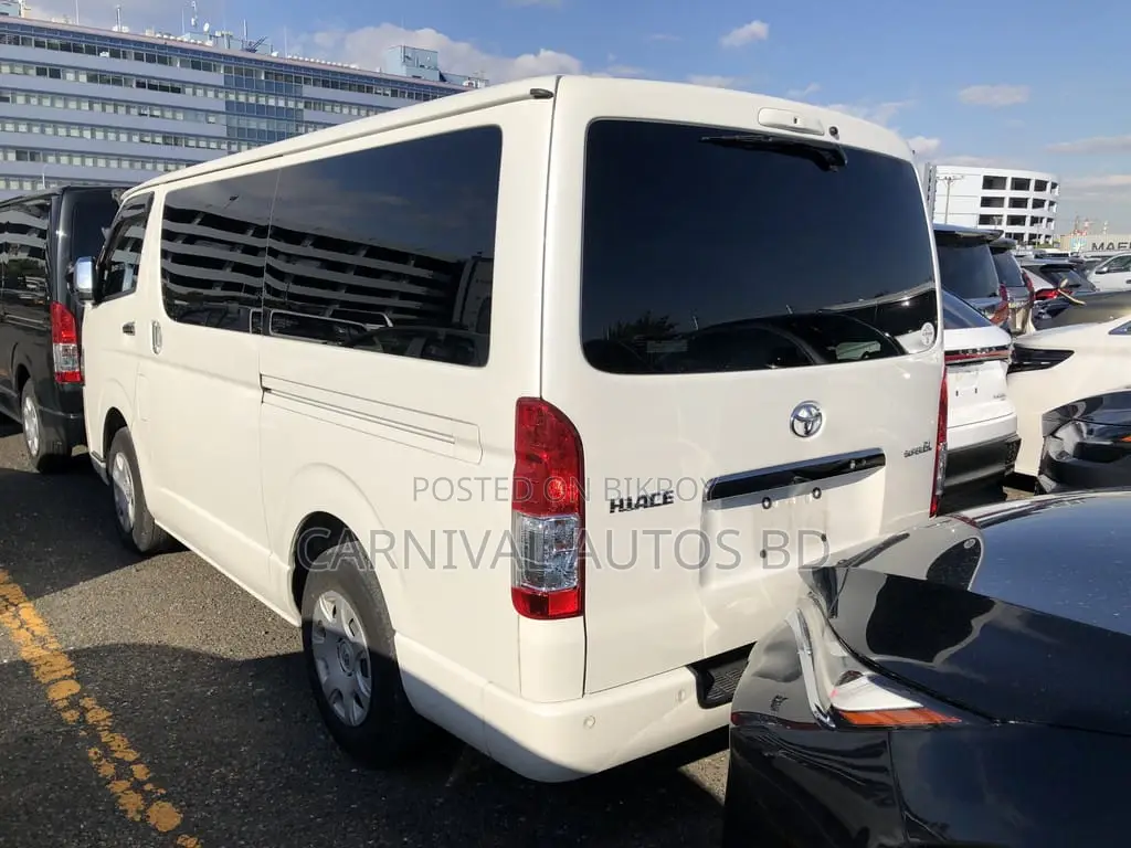 Toyota Hiace SUPER GL DARK PRIME 2020