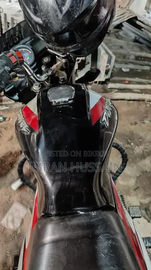 বাজাজ ডিসকভার ১২৫ - ২০২২