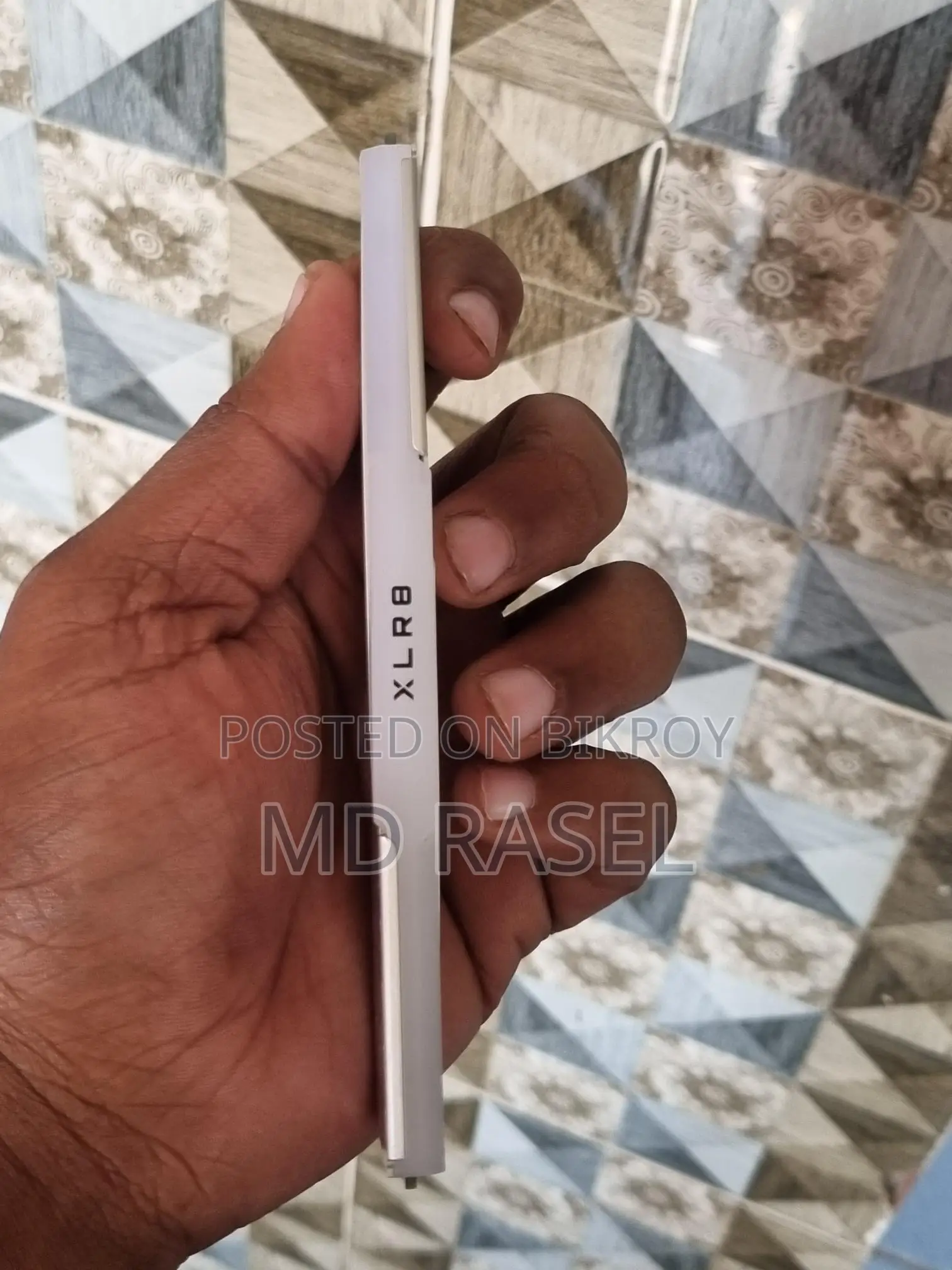 ৮জিবি ডিডিআর ৪ ৩২০০মেগাহার্টজ র‍্যাম