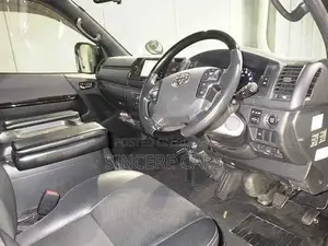 Toyota Hiace Super GL Dark Prime2 2021