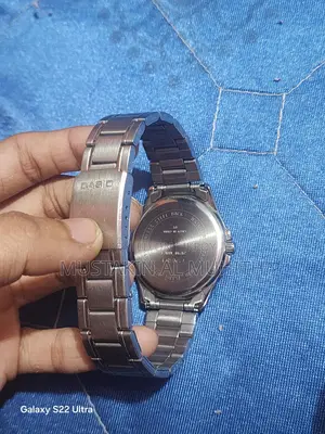 Casio MTP-1381D-1AV অ্যানালগ ঘড়ি