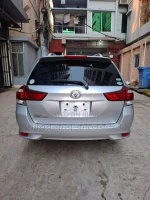 Toyota Fielder on text 2018