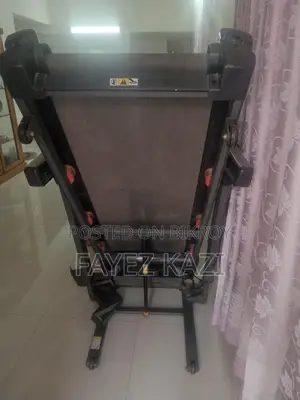 Treadmill (ট্রেডমিল)