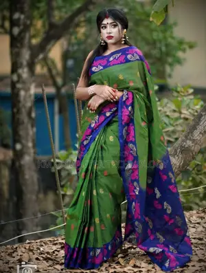 Hand-stitched Muslin Cotton Saree Discount OFFER