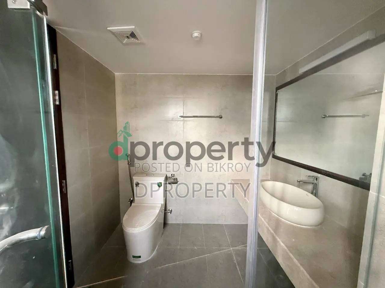 2680 SFT Brand New Edison Developer Flat Rent at 5th floor