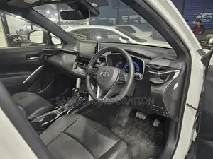 Toyota Corolla Cross 1.8 Hybrid FWD 2022 Pearl