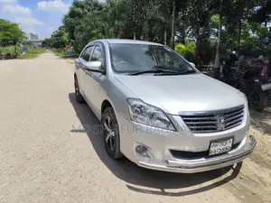 Toyota Premio 2012
