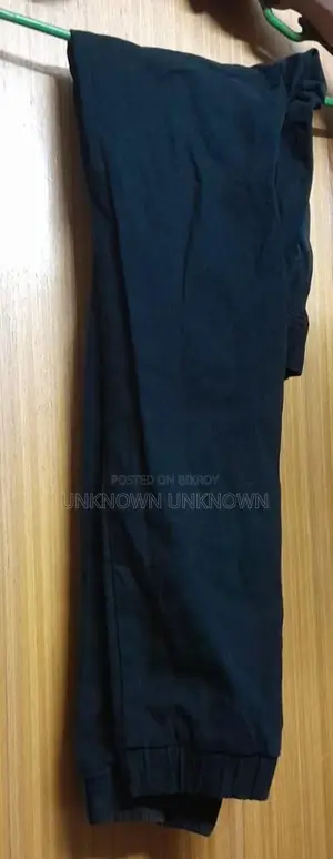 Man's Jeans In A Low Price