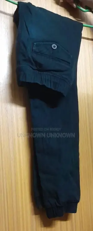 Man's Jeans In A Low Price