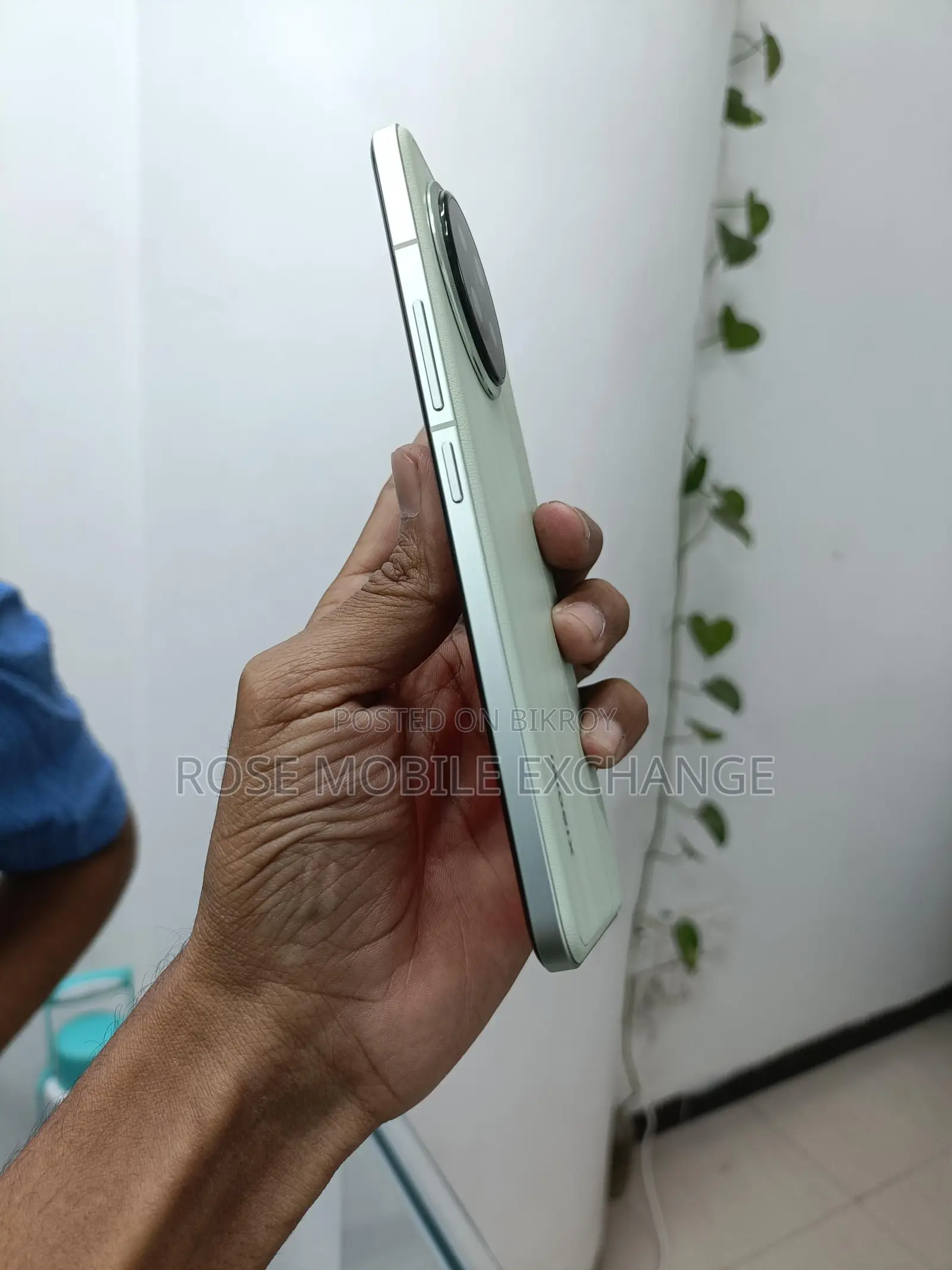 Xiaomi civi 14 8/256 (Used)