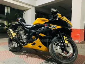 Suzuki GSX R150 ABS . 2022