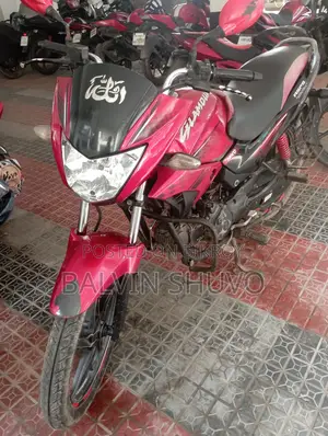 Hero Glamour ` 2015