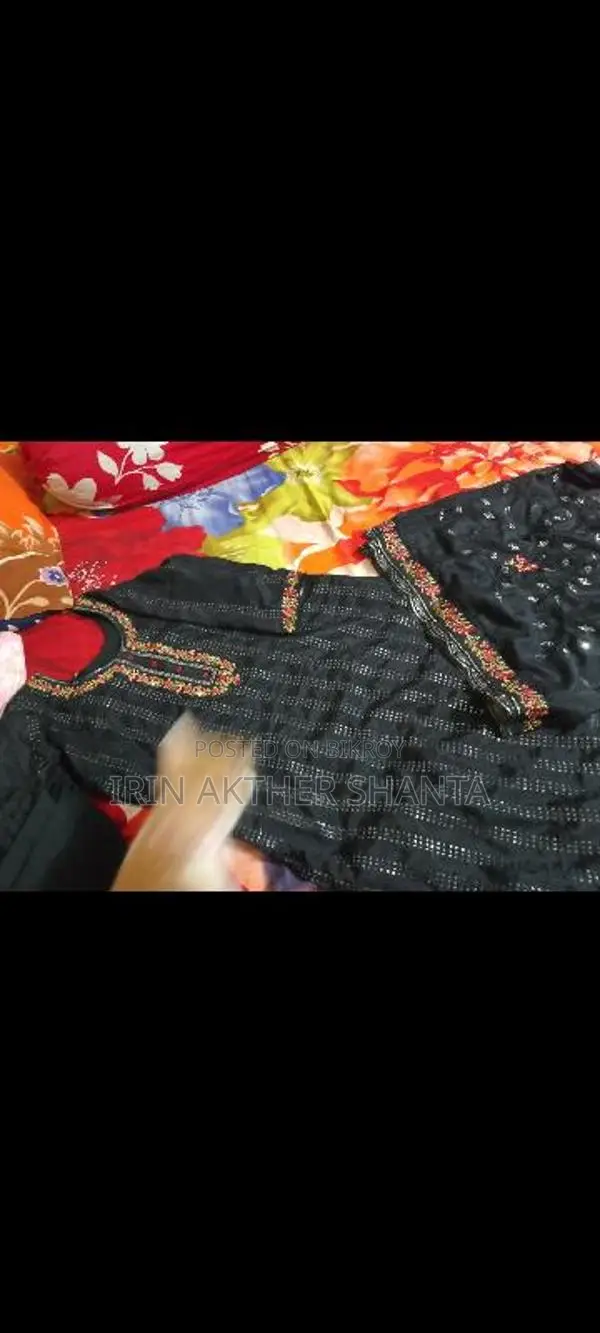 Pakistani Four-Piece Set