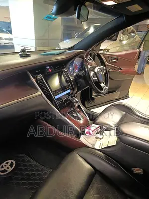 Toyota Harrier 2013
