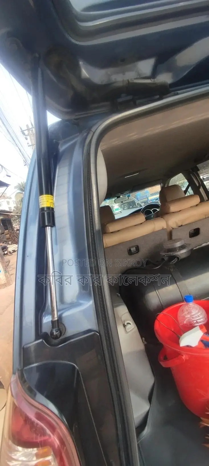 Toyota Hilux Gray 2004