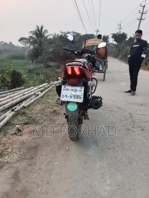 Bajaj Pulsar 150 . 2012