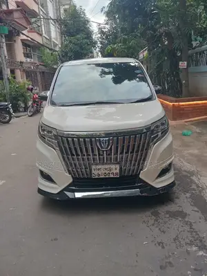 হাইব্রিড নোয়াহ ভাড়ার জন্য