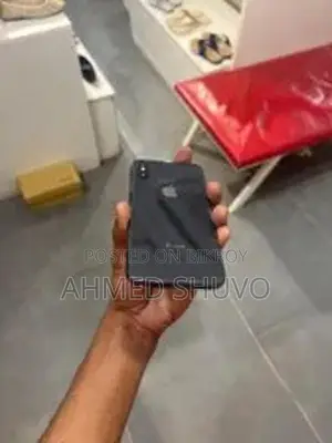 Apple iPhone X (Used)