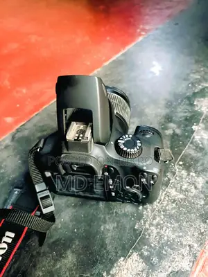 Canon 4000D Camera