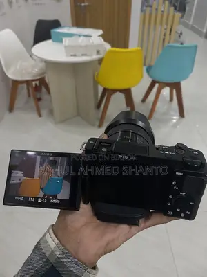 Sony Zv E10 Body Plus 35mm 1.8 Lens || Dji Ronic Sc Gimbal