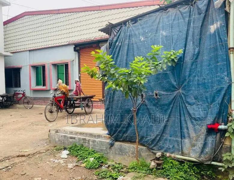 Land with Industrial Shed