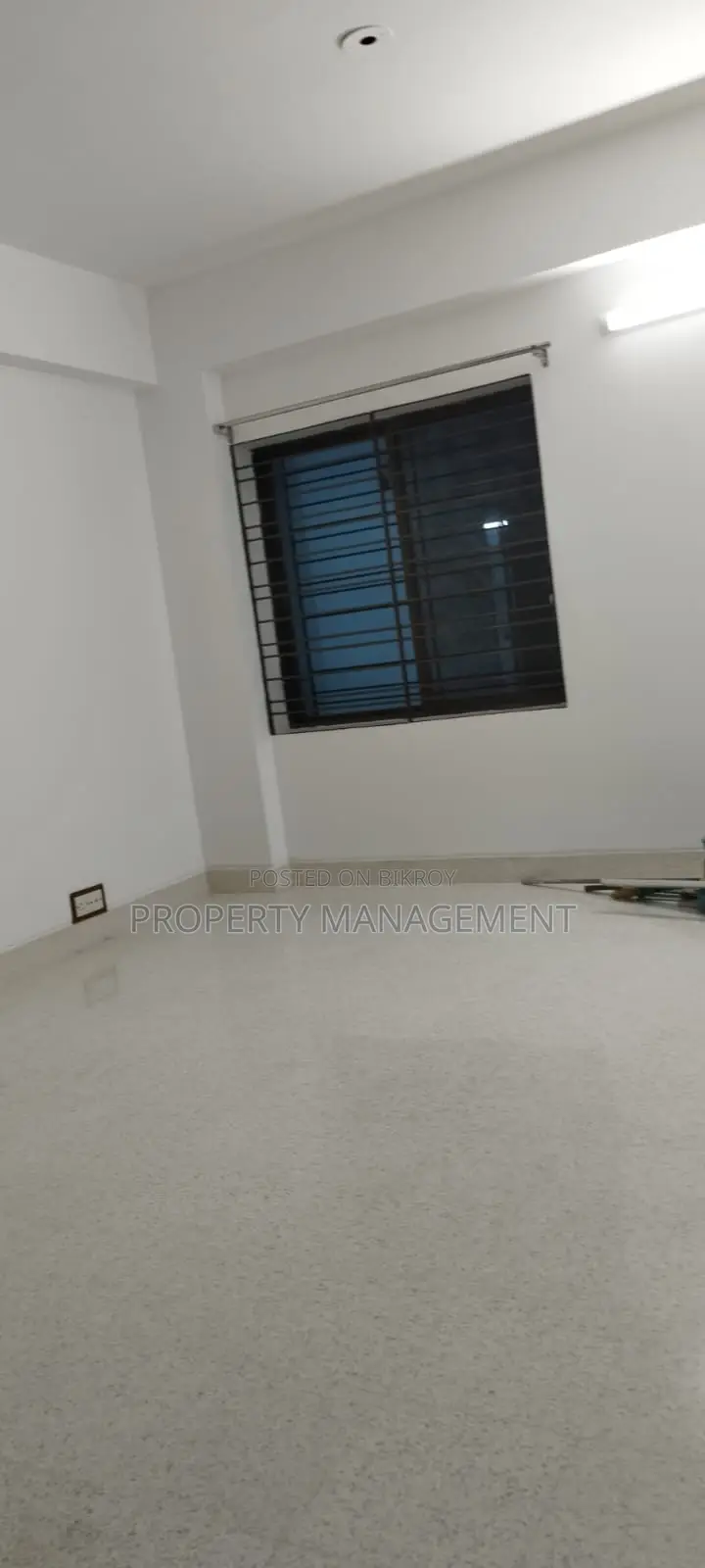 2400Sqft unfurnished Apartment Rent 3Bed 4Bath Banani Nice View